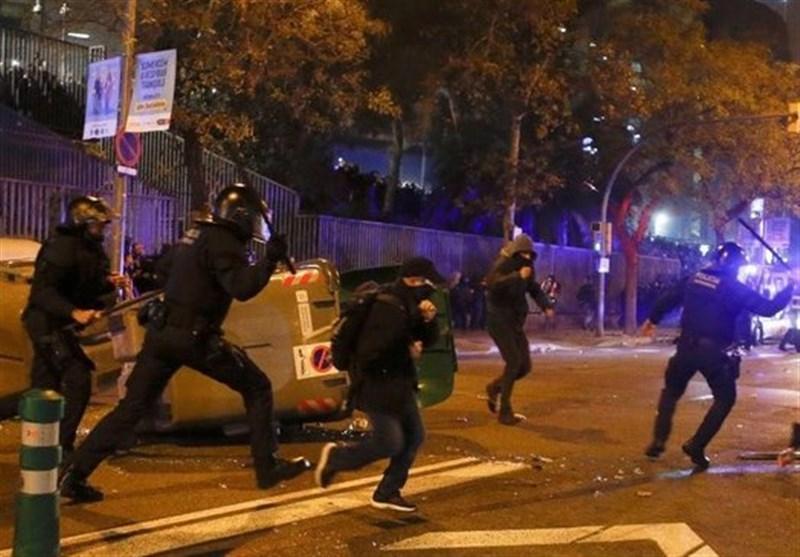 21 مصدوم؛ حاصل درگیری های خیابانی در جریان ال کلاسیکو 21 مصدوم؛ حاصل درگیری های خیابانی در جریان ال کلاسیکو