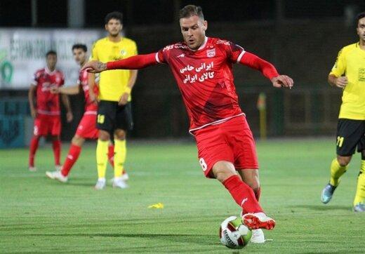 استوکس با قراردادی 6 ماهه به پرسپولیس پیوست! عکس استوکس با قراردادی 6 ماهه به پرسپولیس پیوست!